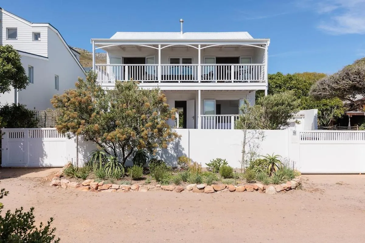 Villa The Shore House, A Newly Built Beach House With Private Pool Scarborough