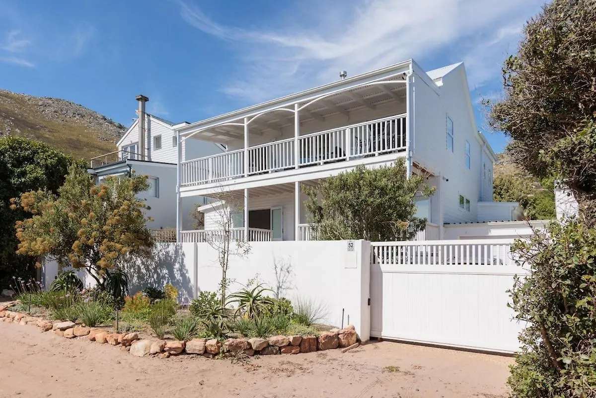 The Shore House, A Newly Built Beach House With Private Pool Scarborough Villa