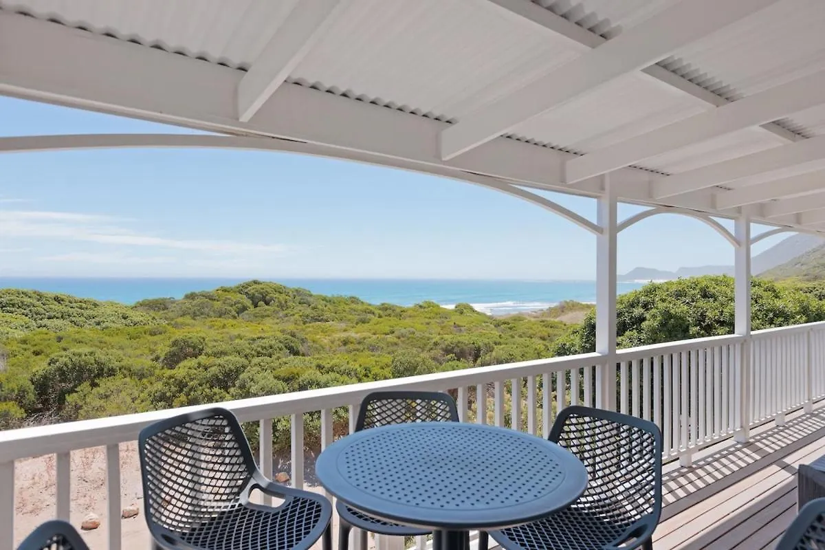 The Shore House, A Newly Built Beach House With Private Pool Scarborough 0*,  Sudafrica