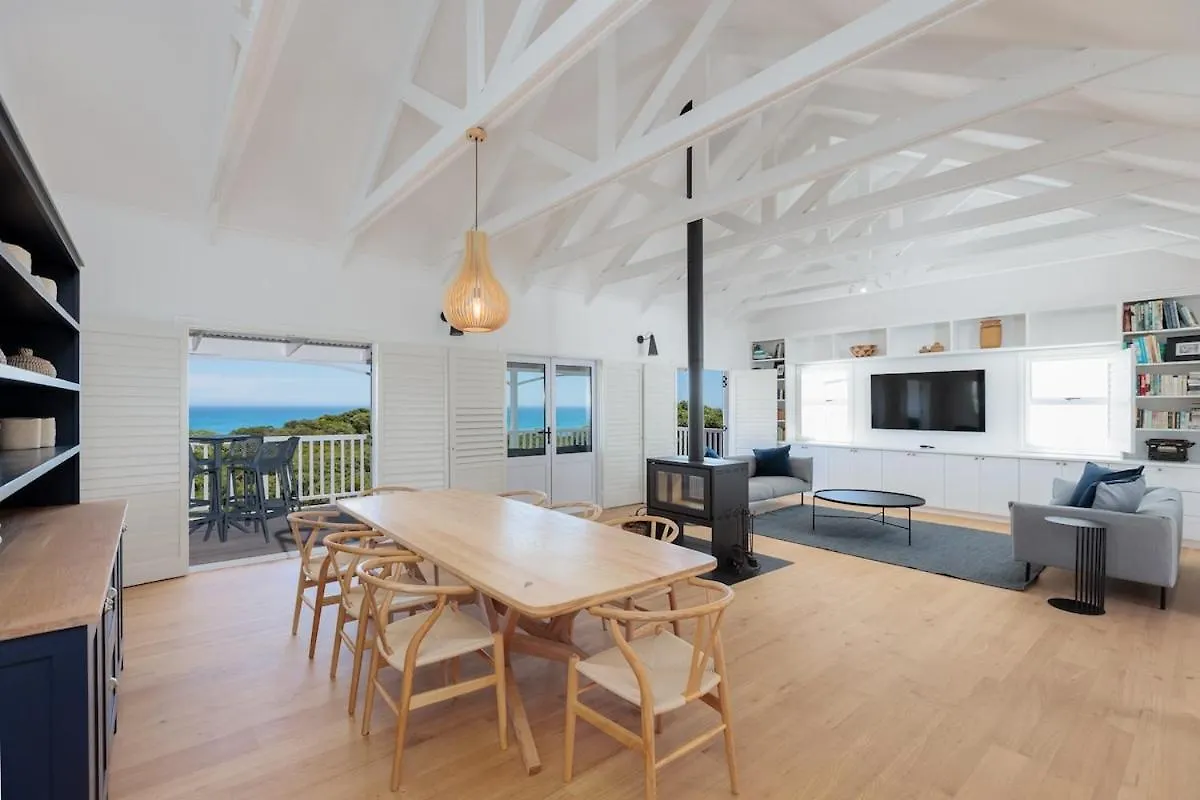 The Shore House, A Newly Built Beach House With Private Pool Scarborough 0*,