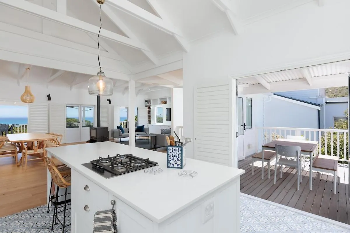 The Shore House, A Newly Built Beach House With Private Pool Scarborough