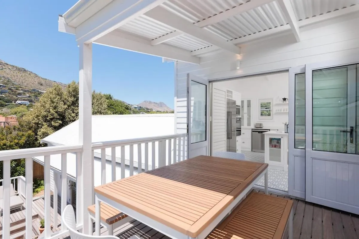 The Shore House, A Newly Built Beach House With Private Pool Scarborough Villa